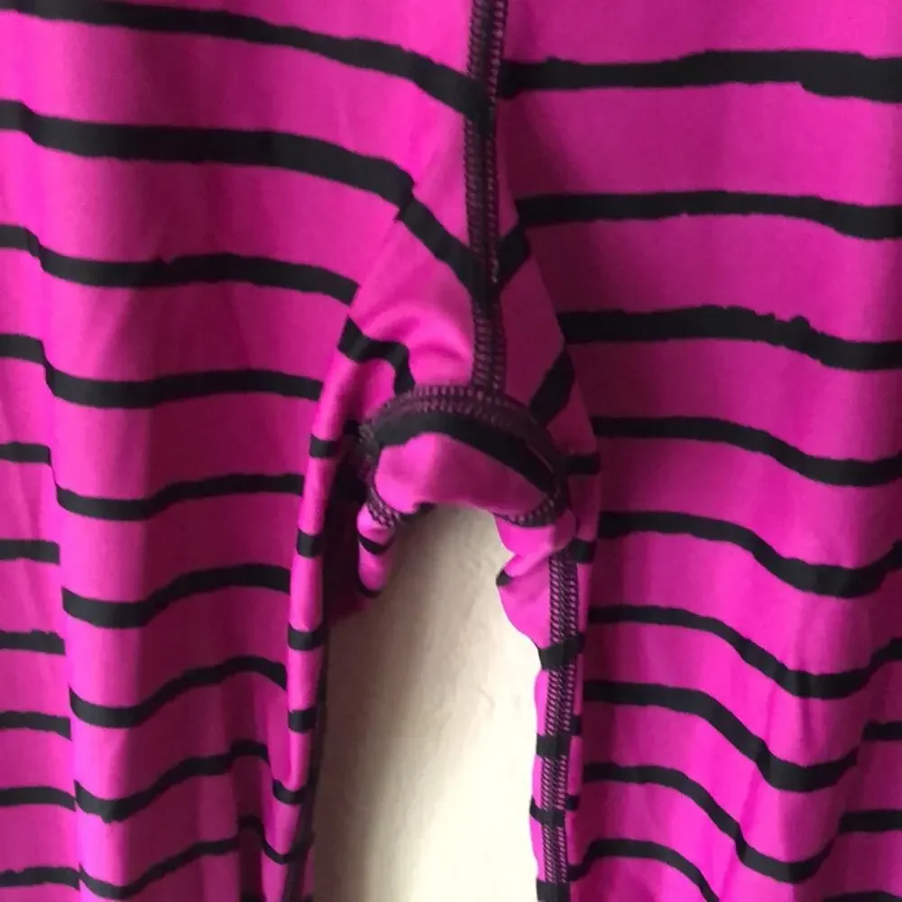 Nike Purple and Black Striped Cropped Leggings Size M